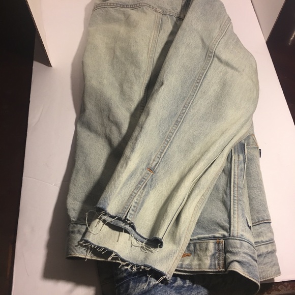 Levi’s Made and Crafted Denim Jacket Sz. S,M,L - Picture 7 of 8